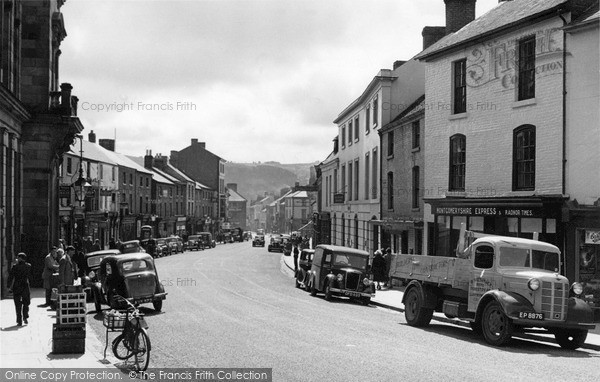 Photo of Welshpool, Broad Street c.1955