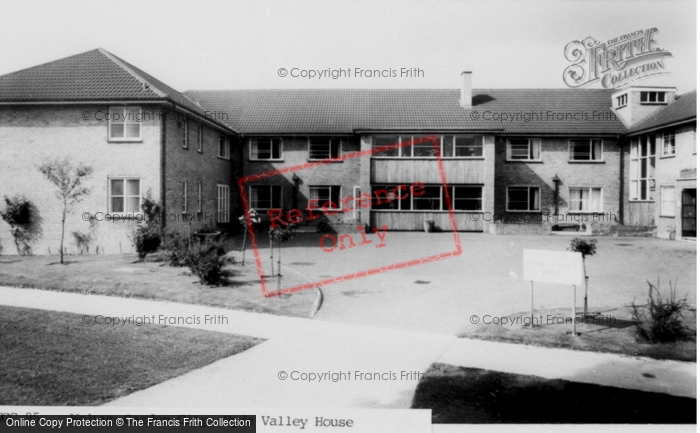Photo of Welwyn Garden City, Hyde Valley House c.1965