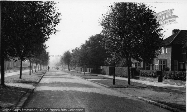 Photo of Welwyn Garden City, Longcroft Lane c.1955