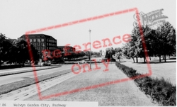 Parkway c.1960, Welwyn Garden City