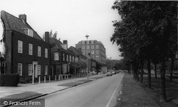 Parkway c.1965, Welwyn Garden City
