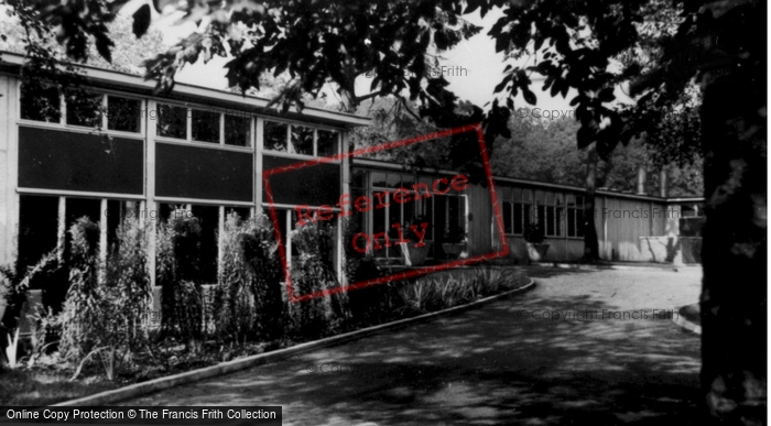 Photo of Welwyn Garden City, Templewood School c.1955