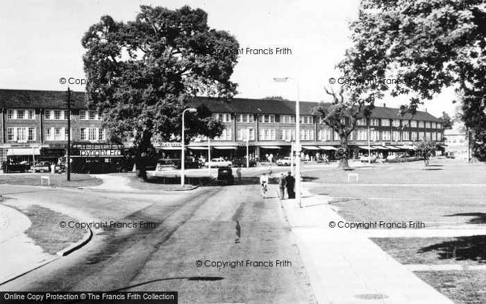 Photo of Welwyn Garden City, Woodhall Centre c.1960