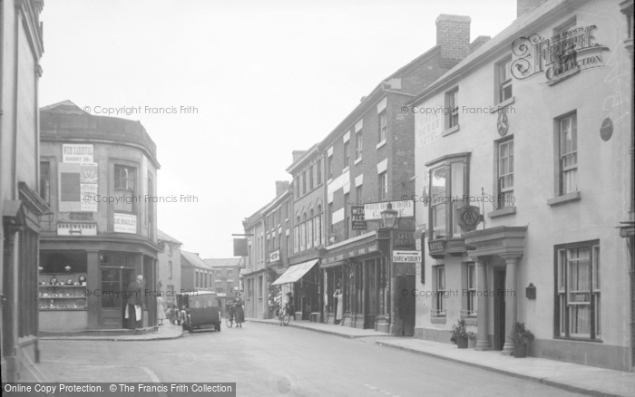 Photo of Wem, High Street c.1936