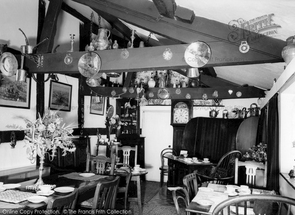 Photo of Weobley, 16th Century Tudor Tea Room And Post Office, Broad Street c.1960