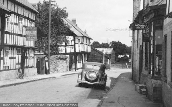 Photo of Weobley, High Street c.1950