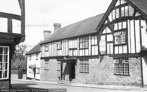 Photo of Weobley, The Red Lion Hotel c.1960