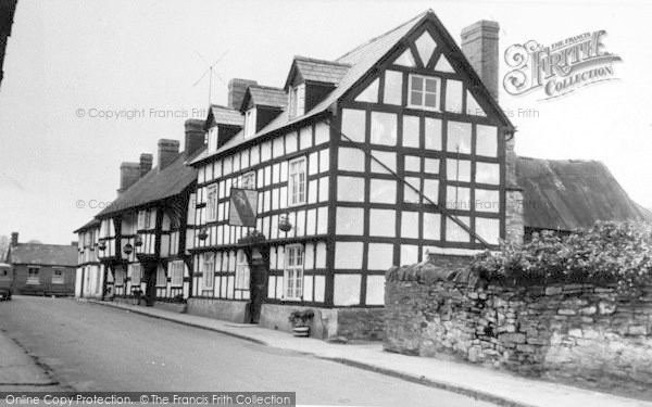 Photo of Weobley, Ye Olde Unicorn Inn c.1955