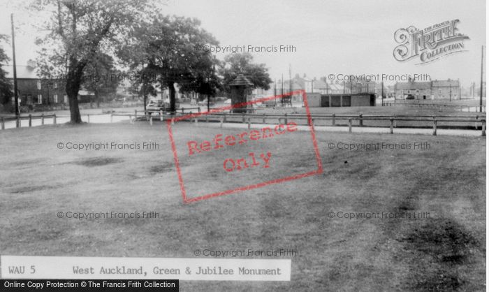 Photo of West Auckland, The Green And Jubilee Monument c.1955