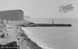 Pier 1930, West Bay