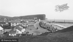 The Promenade 1930, West Bay