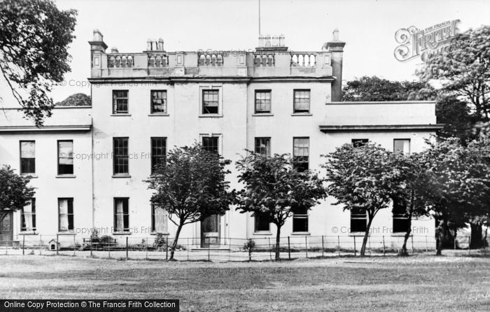 Photo of West Bromwich, Charlemont Hall c.1900