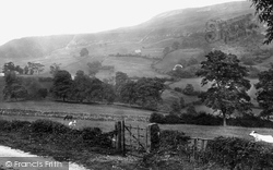 The Hills, Bishopdale 1924, West Burton