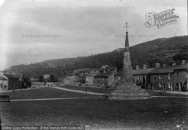 Photo of West Burton, Village Green And Market Cross 1909