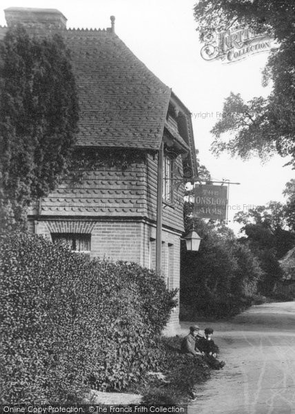 Photo of West Clandon, The Onslow Arms 1906