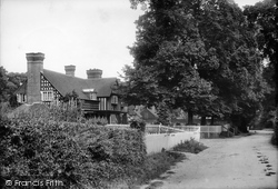 Village 1904, West Clandon