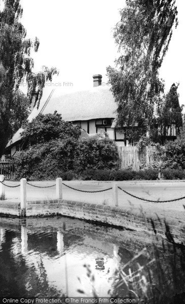 Photo of West Hagbourne, The Pond c.1955