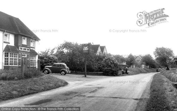 Photo of West Hanney, Lamb Inn c.1955