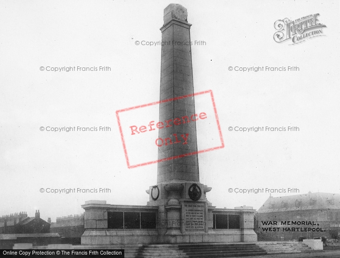 Photo of West Hartlepool, The War Memorial c.1930
