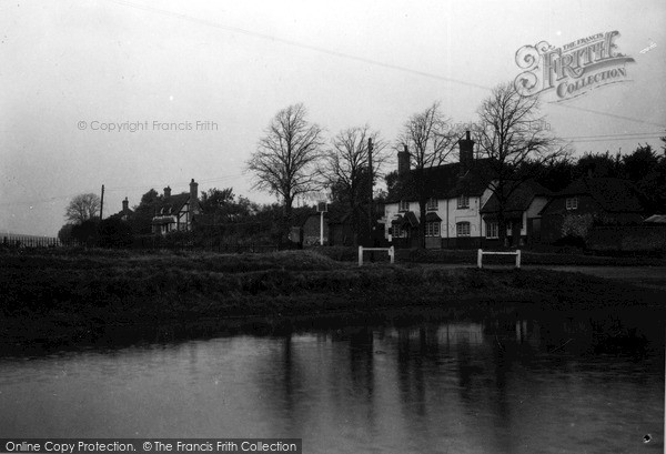 Photo of West Ilsley, The Harrow Inn c.1955