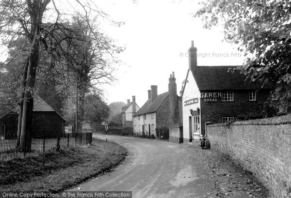 Photo of West Ilsley, The Village c.1950