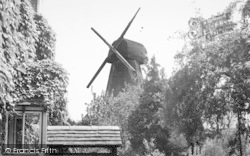 Windmill c.1955, West Kingsdown