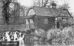 Fishing Cottage, Manor House c.1900, West Lavington