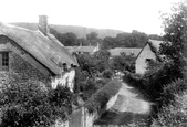 The Village 1901, West Luccombe