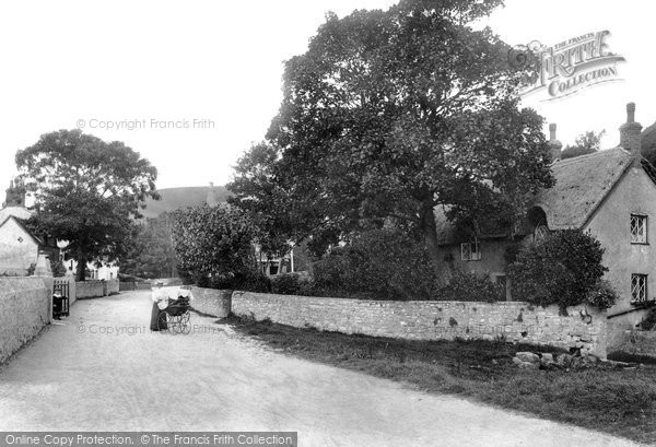 Photo of West Lulworth, Cove Cottages 1904