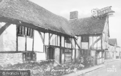 An Ancient House c.1955, West Malling