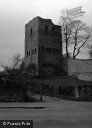 Castle 1954, West Malling