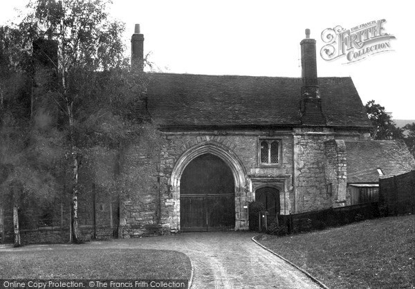 Photo of West Malling, St Mary's Abbey, The Gateway c.1955
