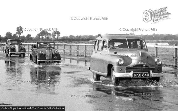 Photo of West Mersea, Standard Vanguard Ph1 Car, The Strood c.1955