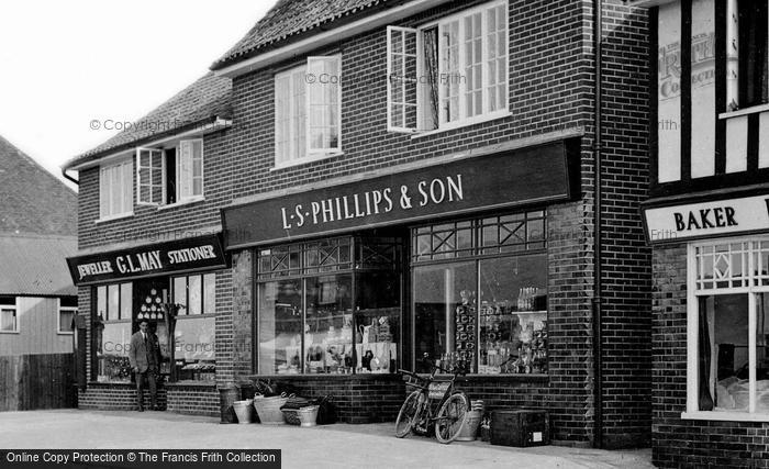 Photo of West Runton, G.L.May And L.S.Phillips & Son 1923