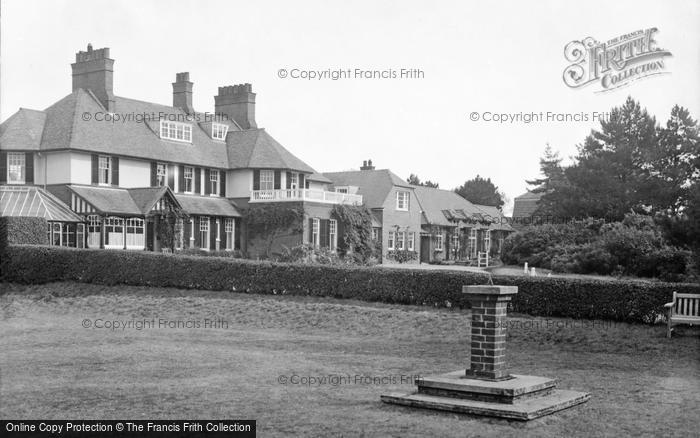 Photo of West Runton, Runton Hill 1933