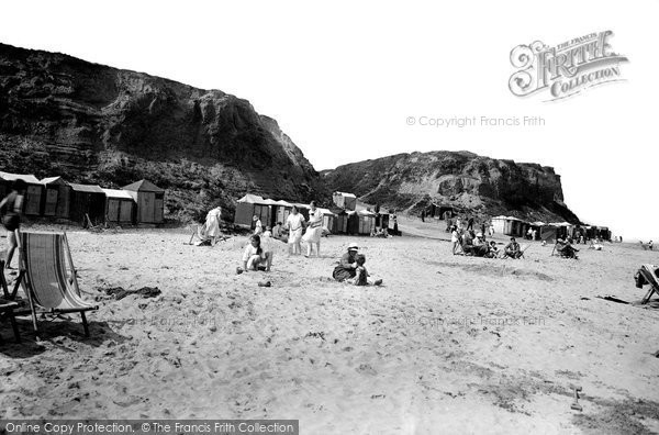 Photo of West Runton, The Beach 1925
