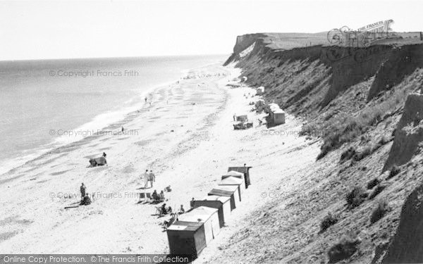 Photo of West Runton, The Beach c.1960