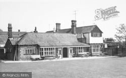 The Village Inn c.1960, West Runton
