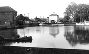 The Basin 1958, West Stockwith
