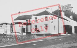 Fox And Hounds Hotel c.1955, West Woodburn