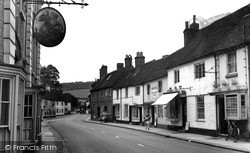 High Street And George & Dragon Hotel 1954, West Wycombe