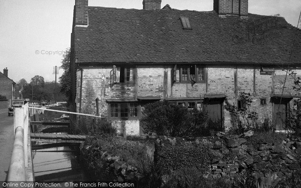 Photo of Westerham, Old Cottage And Stream 1935