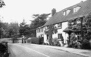 Westerham, Pitts Cottage c1955