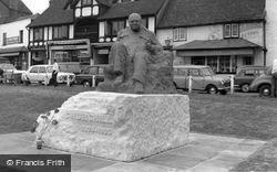 Sir Winston Churchill Statue c.1965, Westerham