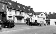 Westerham, the George and Dragon c1955