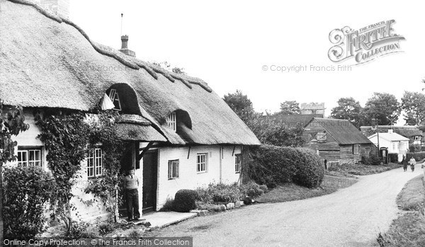 Photo of Weston-on-Avon, c1955