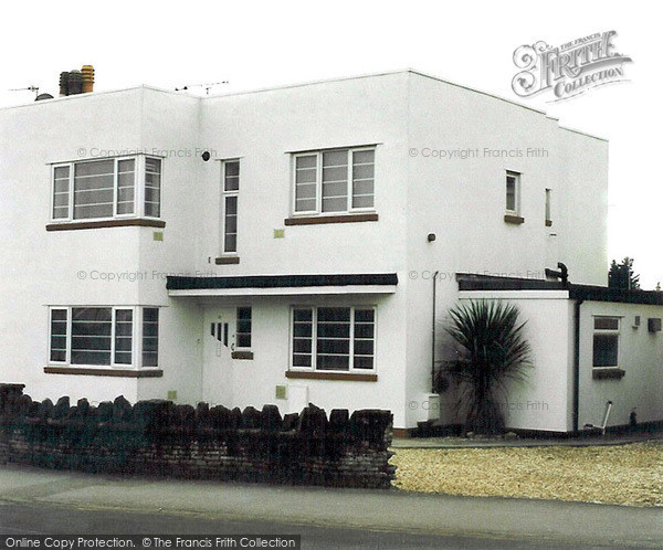 Photo of Weston Super Mare, 1930's Housing 2004