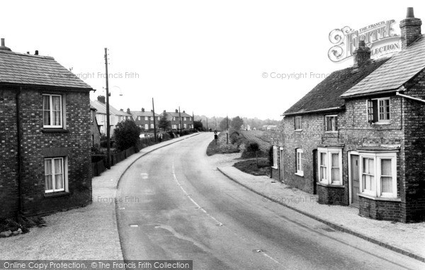Photo of Westoning, Flitwick Road c.1960