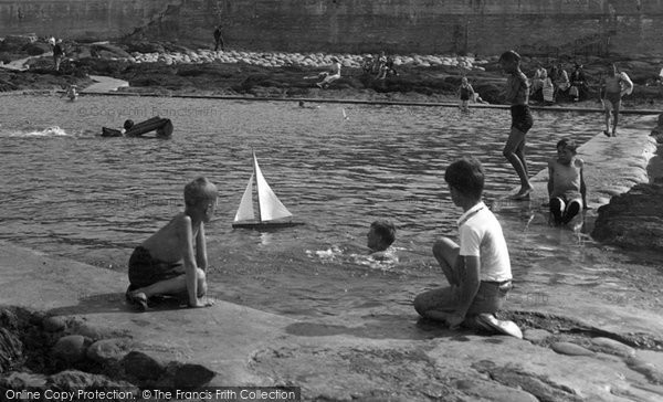 Photo of Westward Ho!, Children's Bathing Pool 1937