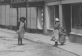 Girls In North Street 1909, Wetherby